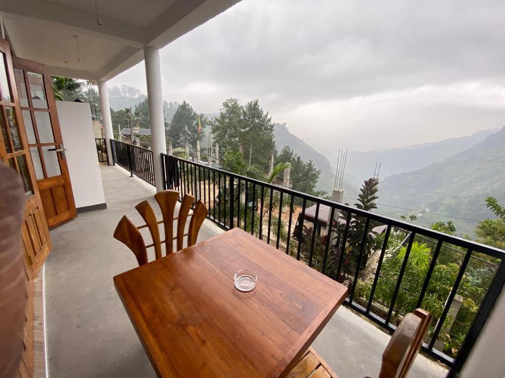 فيلا Misty Peak View إيلا المظهر الخارجي الصورة